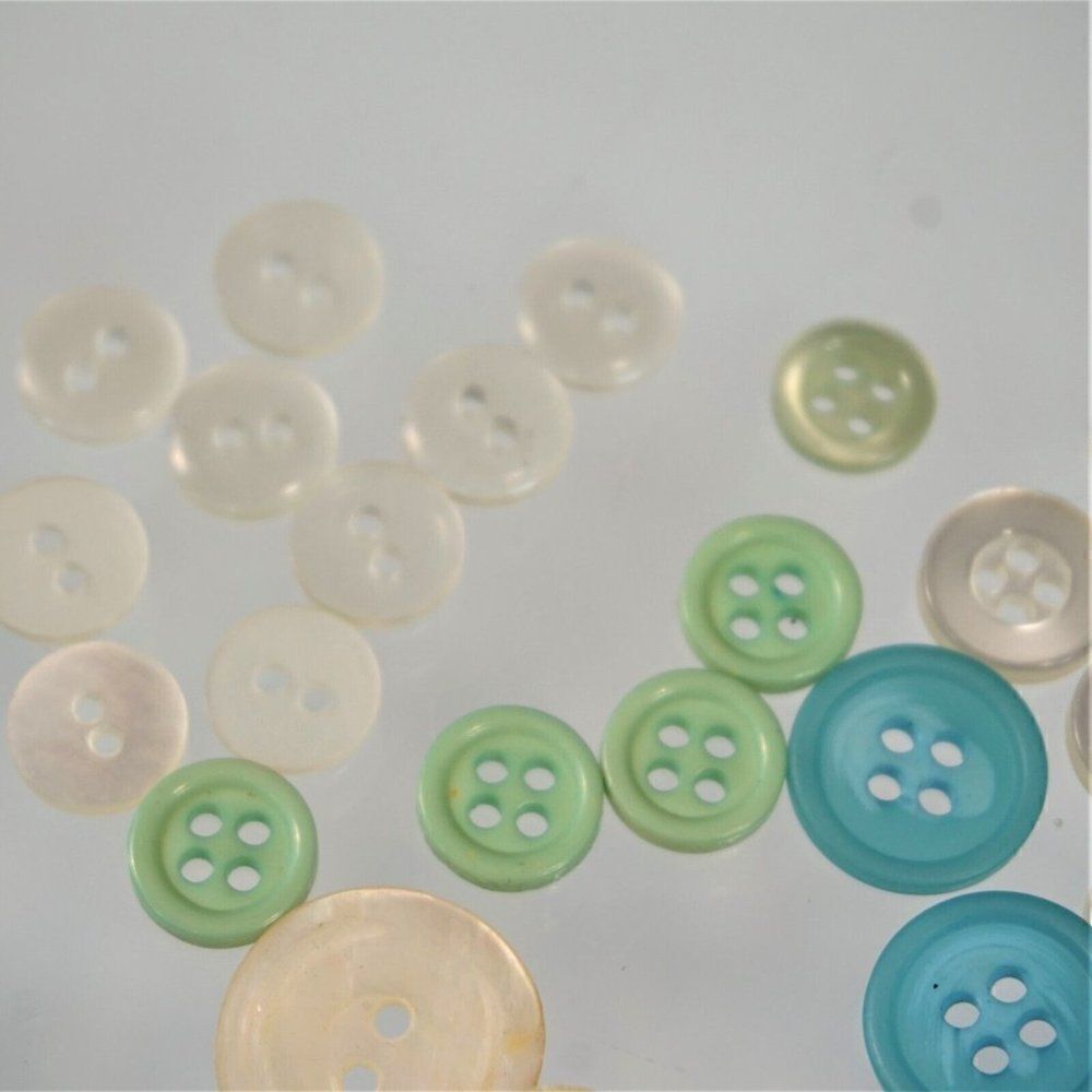 Vintage Buttons Mixed Lot - Picture 13 of 13